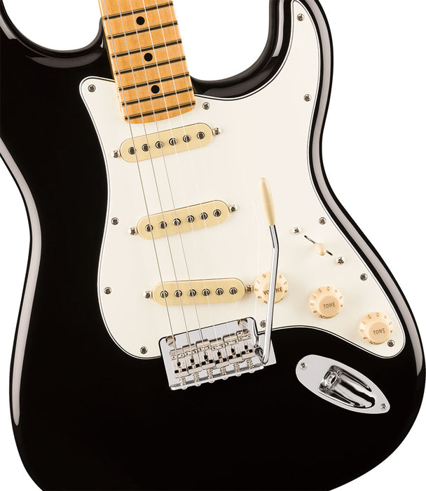 Fender Player II Stratocaster Electric Guitar, Maple Fingerboard - Black