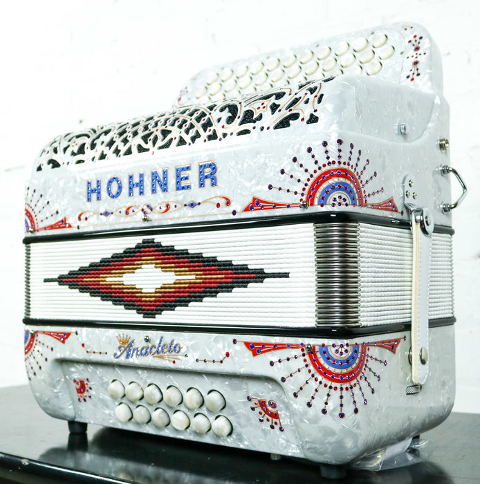 Hohner Anacleto Rey Del Norte TT FBbEb/GCF Accordion Compact White