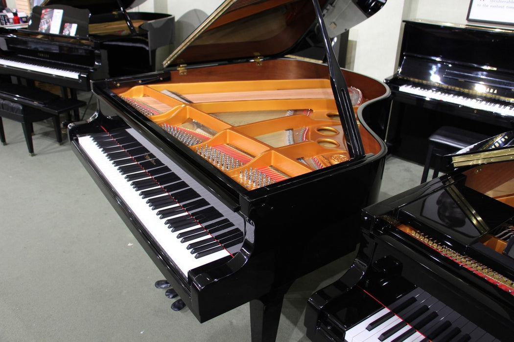 Ritmuller R9 Grand Piano