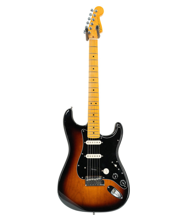 Pre-Owned Fender American Deluxe V-Neck Stratocaster Electric Guitar - 2 Tone Sunburst | Used