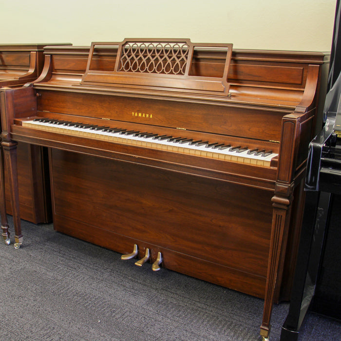 Yamaha Upright Console Piano - Circa 1974