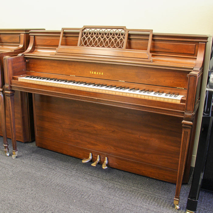 Yamaha Upright Console Piano - Circa 1974