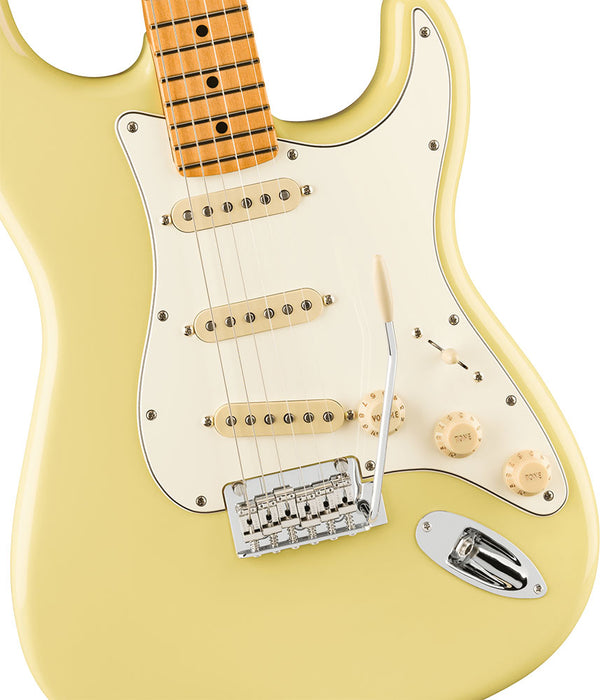 Fender Player II Stratocaster Electric Guitar, Maple Fingerboard - Hialeah Yellow