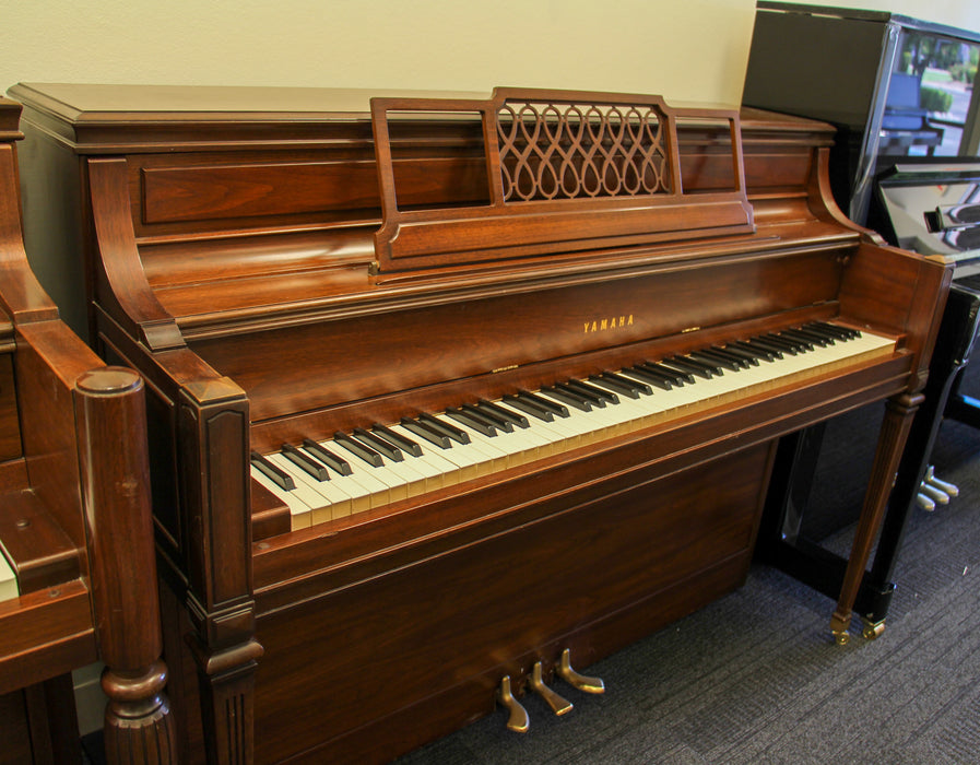 Yamaha Upright Console Piano - Circa 1974