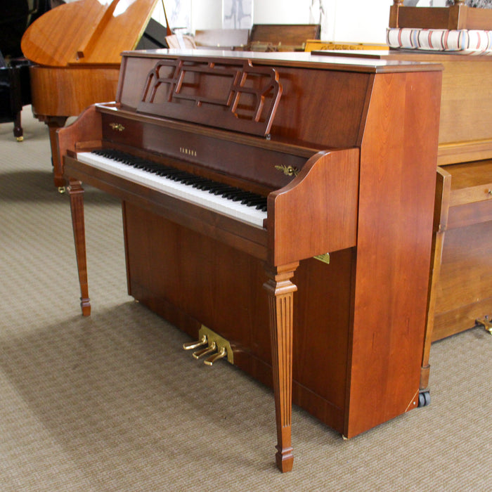 Yamaha M500H Walnut Upright Console Piano - Made in 2013