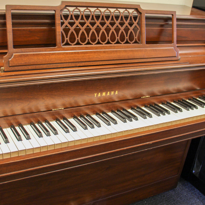 Yamaha Upright Console Piano - Circa 1974