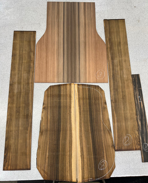 Taylor Custom Grand Auditorium Factory Visit Selected Woods - Sinker Redwood/Bocote | New