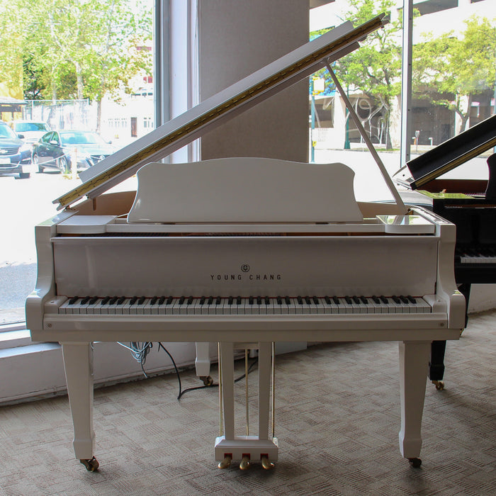 Young Chang White GP150 Baby Grand Piano