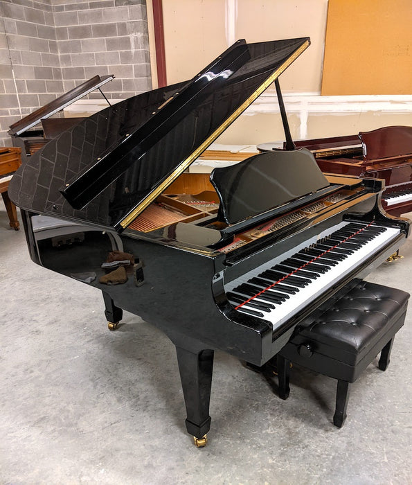 Young Chang TG-150 Baby Grand Piano | Polished Ebony