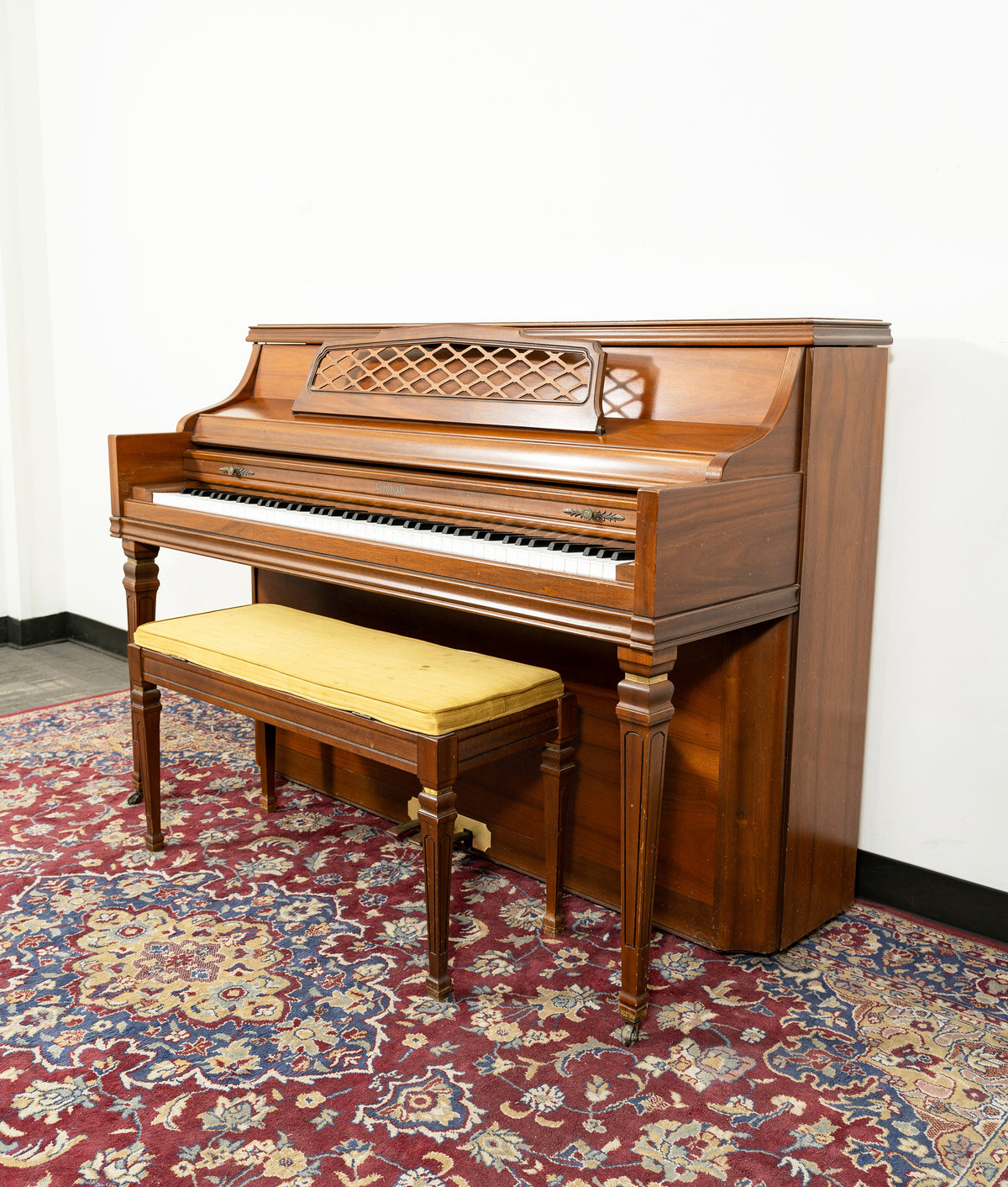 Đàn piano thẳng đứng Kimball ConsoleĐàn piano thẳng đứng Kimball Console  