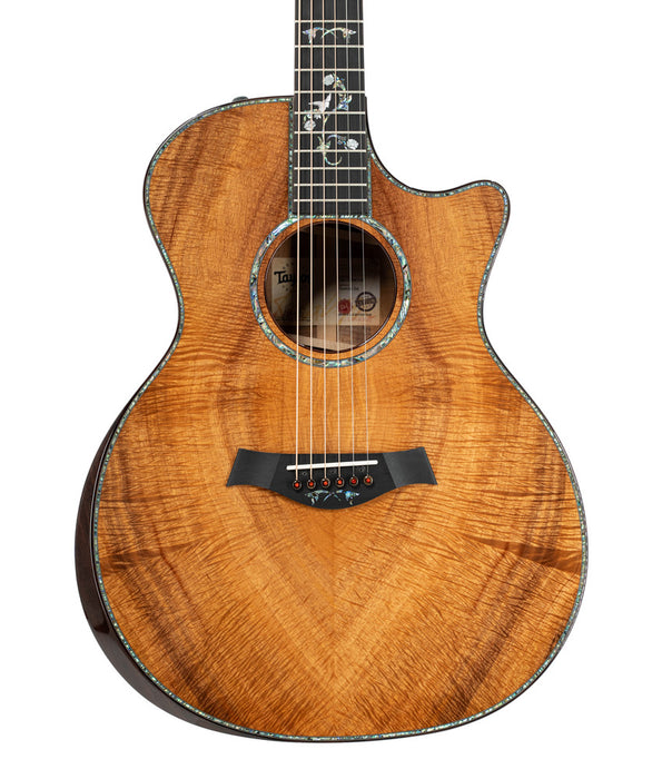 Taylor Custom Grand Auditorium #12904 Hawaiian Koa Master Acoustic-Electric Guitar