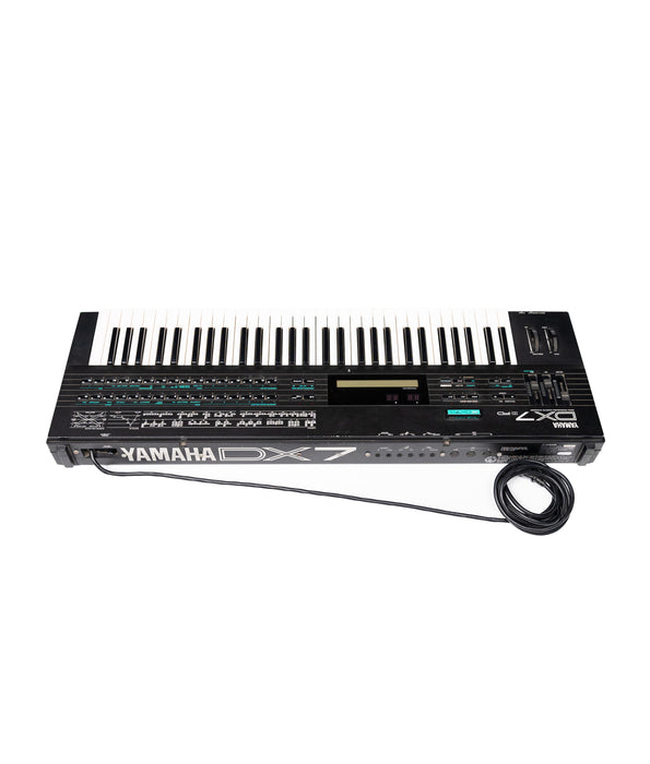 Pre-Owned Yamaha DX7 II-FD Synthesizer | Used