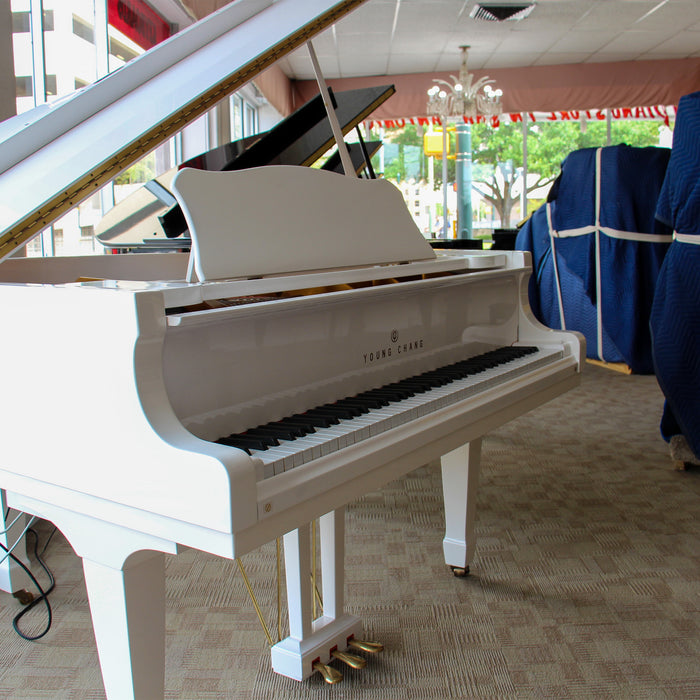 Young Chang White GP150 Baby Grand Piano