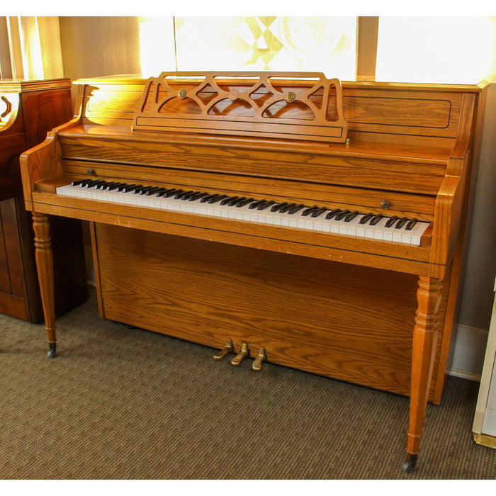 Kawai 502-M Oak Console Piano