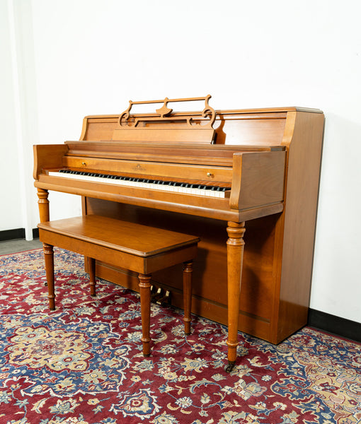 Wurlitzer 40\ Upright Piano | Satin OakWurlitzer 40\ Upright Piano | Satin Oak  