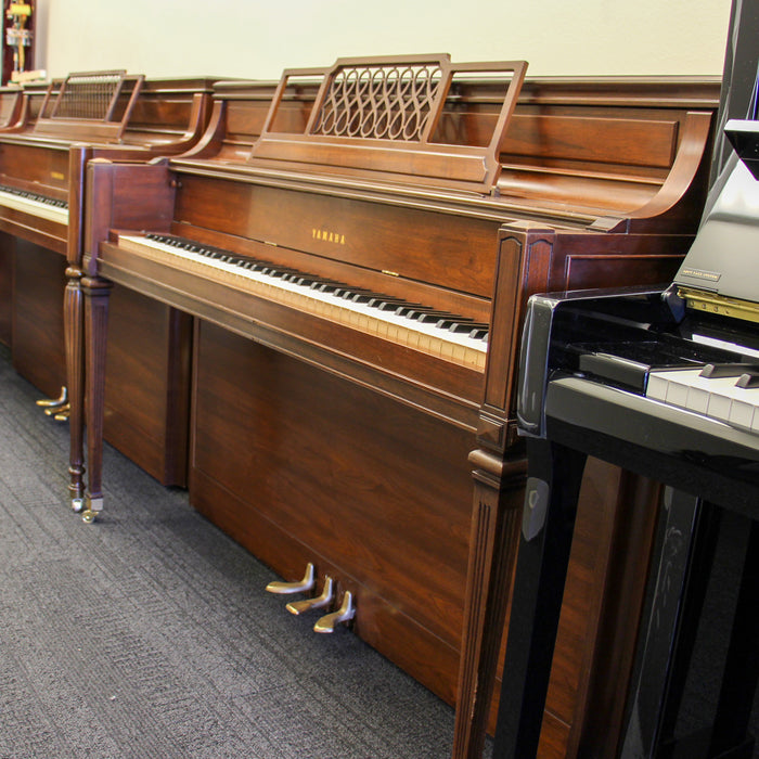 Yamaha Upright Console Piano - Circa 1974