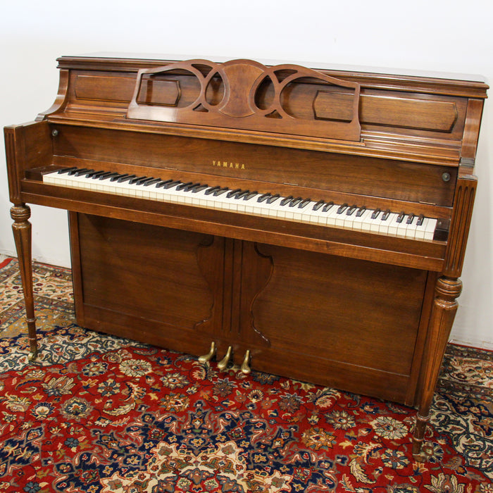 Yamaha M213 Furniture Console Piano