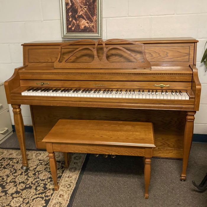 Baldwin 665 Oak Console Piano w/ bench