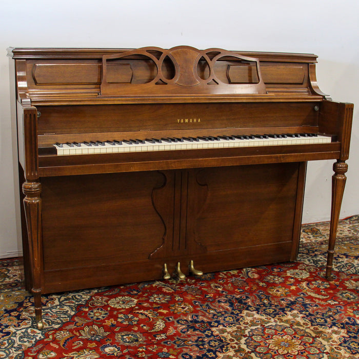 Yamaha M213 Furniture Console Piano